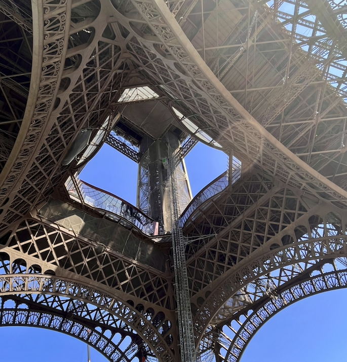 Formes, l'architecture à l'état pur